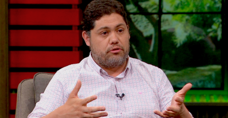 Psiquiatra Alberto Larraín explicó las causas de la crisis de salud mental en Chile