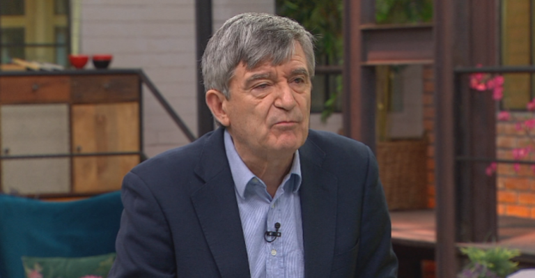 Camilo Escalona sobre proyecto presidencial que da atribuciones a FF. AA: “Es inconstitucional”