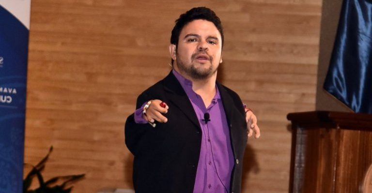 Oscarito contó detalles de las charlas motivacionales que realiza