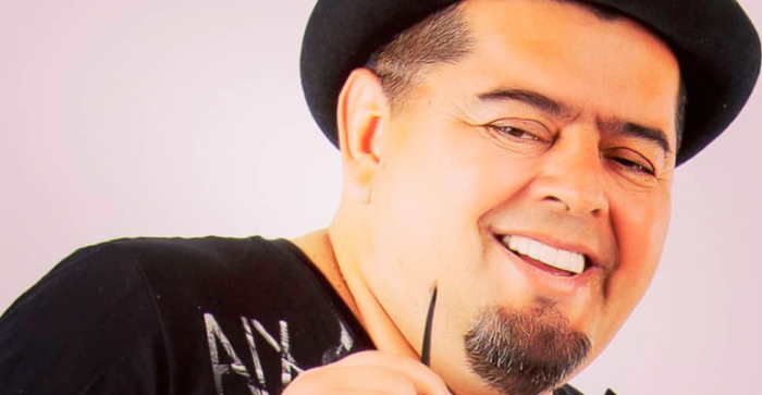 ¡Sorpresivo! Mauricio Medina reveló que en su juventud trabajó de vedetto