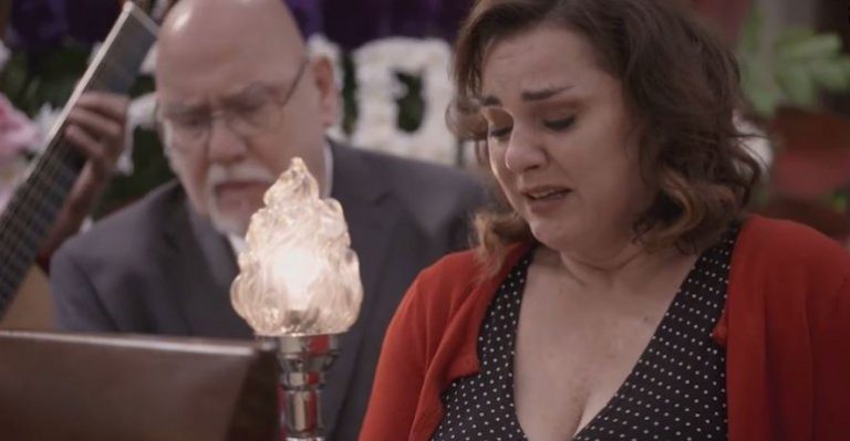 Próximo capítulo: ¡Así despedirán a Loló en la pensión!