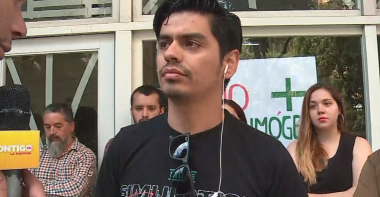 Vecinos de Plaza Italia discutieron en vivo sobre rol de Carabineros en manifestaciones