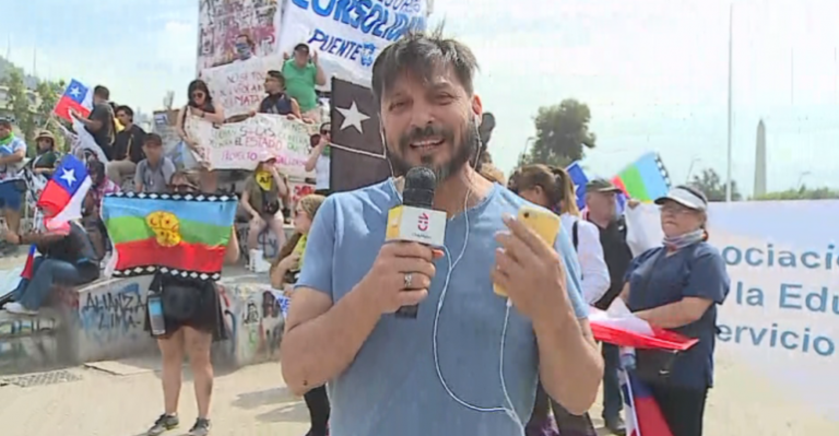 Rafa Cavada mostró en directo desde Plaza Italia manifestación de profesores