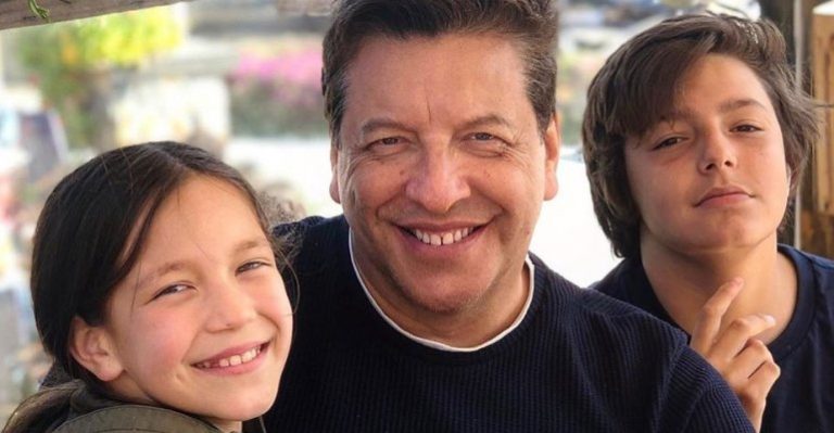 Julio César Rodríguez compartió tierna imagen con sus hijos en Halloween