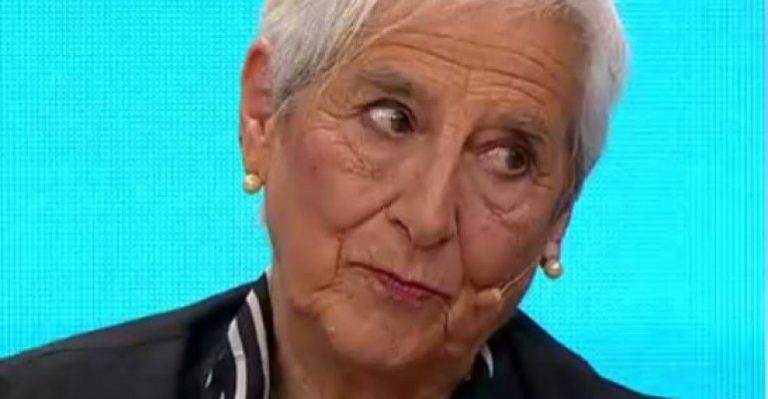Elsa Zanzi la mujer que a sus 85 años trabaja como camionera