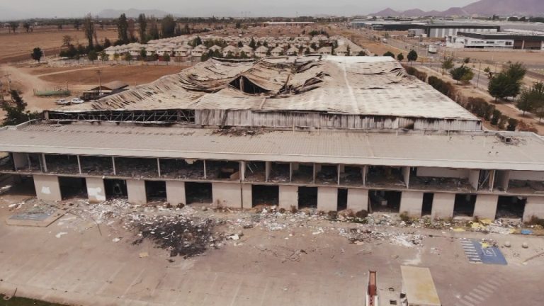 Identifican al último fallecido en incendio que afectó a empresa Kayser