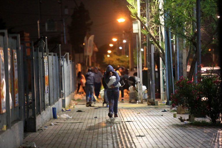 Concejal de La Calera fue detenido por presunta participación en saqueos