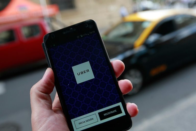 ¿Quieres ser conductor de Uber? Todos los requisitos que debes saber