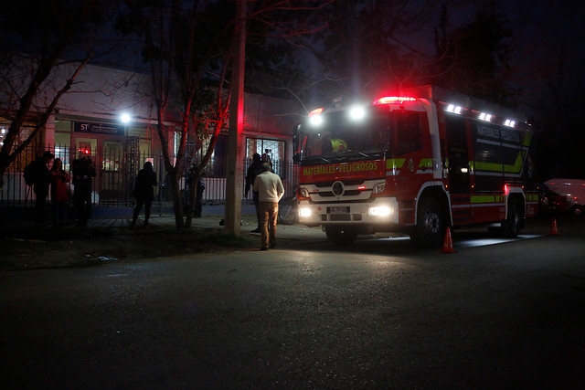 Vecinos reportan extraño olor en 12 distintos puntos de Santiago