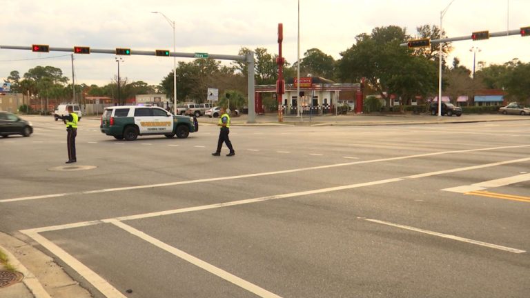 Atacante está muerto: Tiroteo en instalaciones militares de Florida deja tres fallecidos