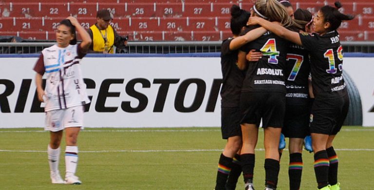 Santiago Morning es declarado como el campeón del fútbol femenino