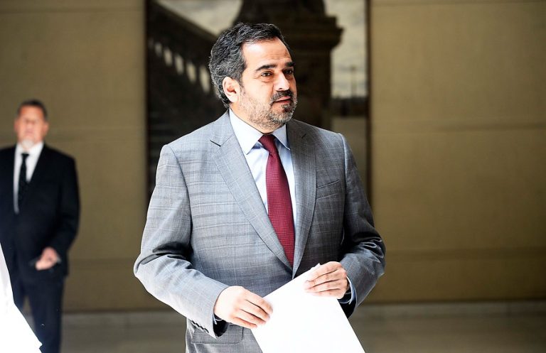 Quintana por el CAE: “El Estado no tiene recursos para condonar la deuda completa con cargo fiscal”