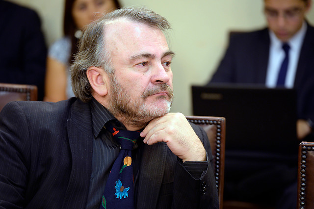 Auth es removido de Comisión de Hacienda por el PR tras rechazar acusación contra Piñera