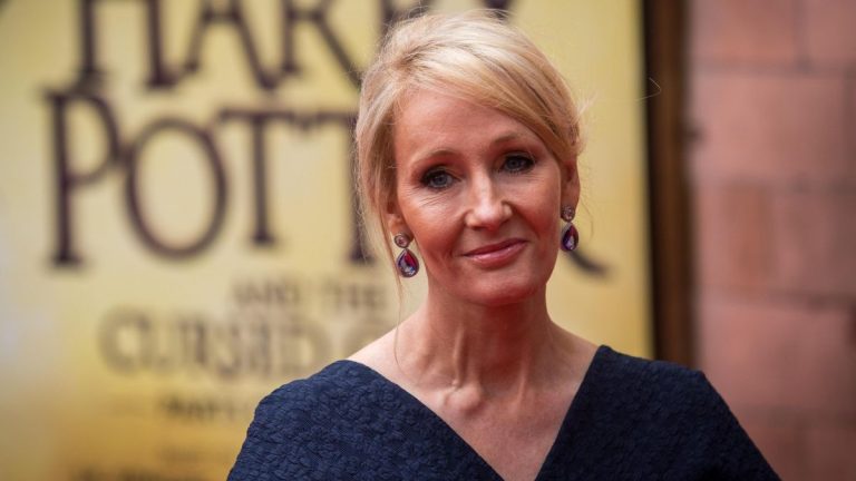 Acusan a J.K. Rowling de 