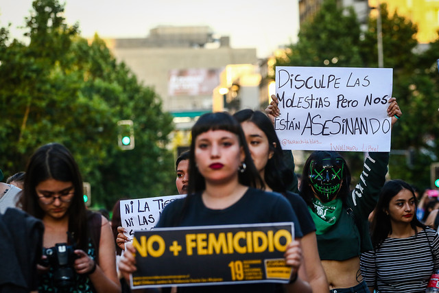 Mujeres chilenas conmemoraron un nuevo Día Nacional contra el Femicidio recordando a Javiera Neira