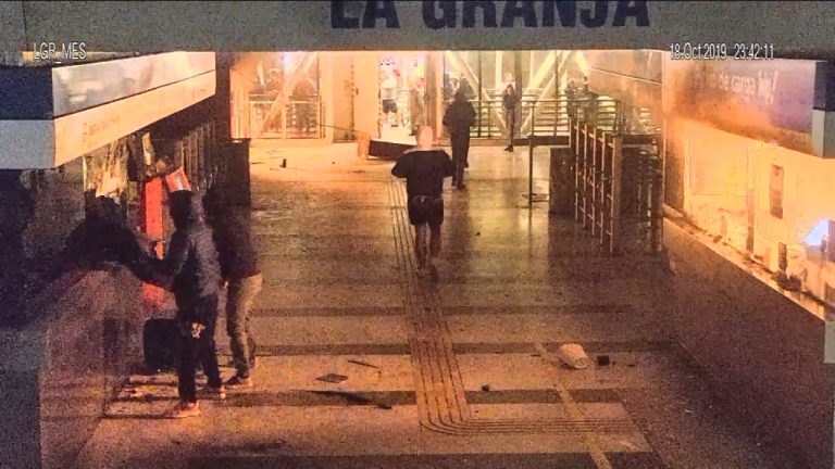 Las dudas detrás del incendio en Metro La Granja