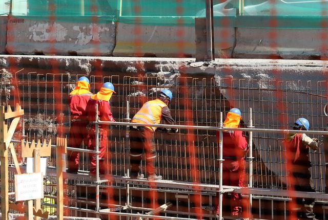 Desempleo llega a 6,9% y registra una leve alza en trimestre septiembre-noviembre