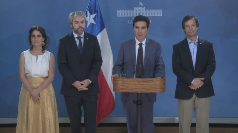 Gobierno anunció plan por 5.500 millones de dólares para resguardar empleos y reactivar la economía