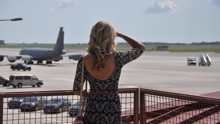 77% de mujeres que viajan por trabajo ha sufrido algún tipo de acoso o sexismo