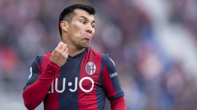 “El endemoniado chileno”: La reacción de medios internacionales tras pelea de Gary son su DT