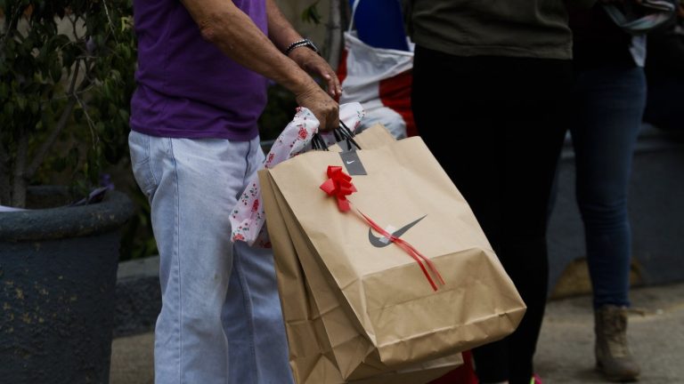 ¿Cómo cambiar o devolver un producto? Esto puedes hacer con el regalo que salió malo o no te gustó