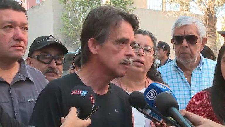 Mesa de Unidad Social exige renuncia de intendente metropolitano y destitución de general de Carabineros