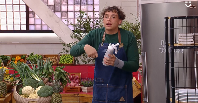 ¡Todo por un sifón! Por un simple error equipo verde casi coloca en riesgo a todos