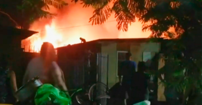 5 fallecidos dejó incendio que afectó a comuna de La Granja