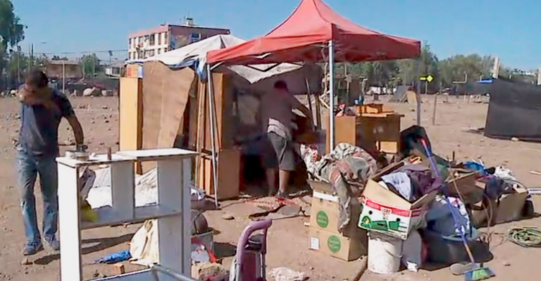 Familias vivieron tenso momento durante desalojo de toma en Cerro Navia