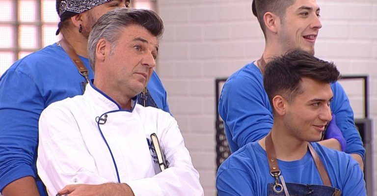 ¡Rompió las reglas! Yann Yvin obtuvo su primera tarjeta amarilla en la competencia