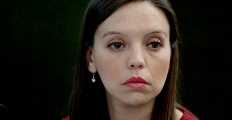 “Es absolutamente falso”: Camila Flores se defendió ante acusaciones de malos tratos por parte de ex chofer