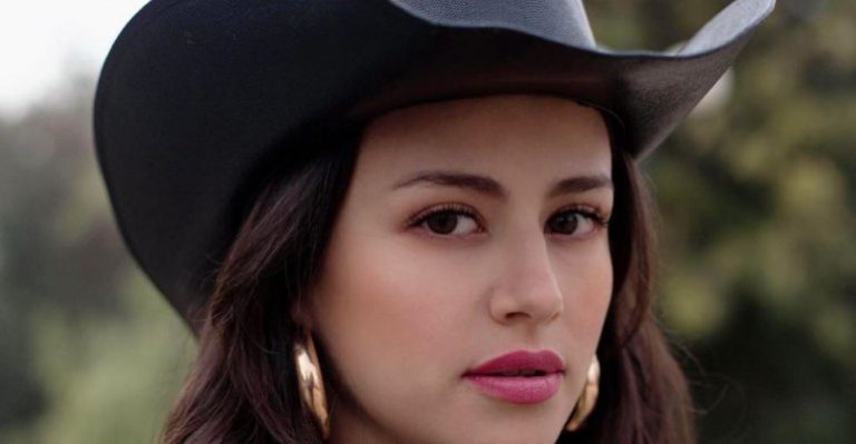 ¡Brilla en el escenario!: Las mejores fotos de Karla Melo como cantante de Vicho y las Gaviotas