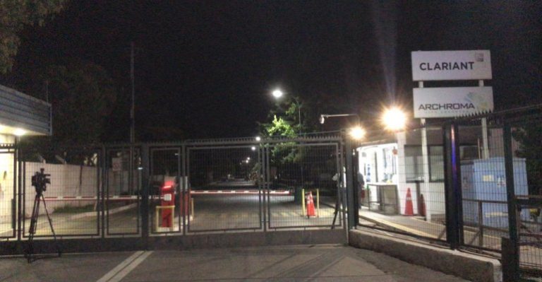 Explosión en fábrica de químicos en Maipú: Personas reportan malestares por nube tóxica