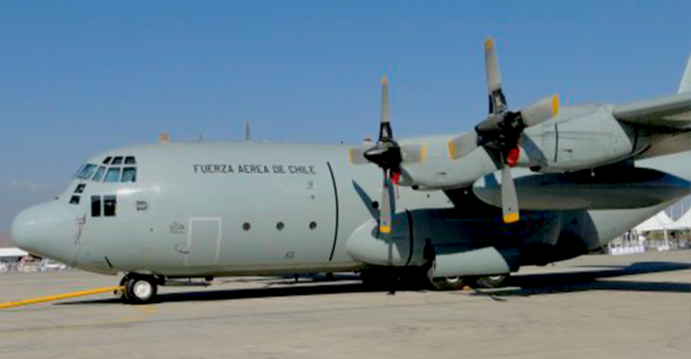 13 aviones, 4 buques y 3 satélites participan en la búsqueda del avión siniestrado de la FACh