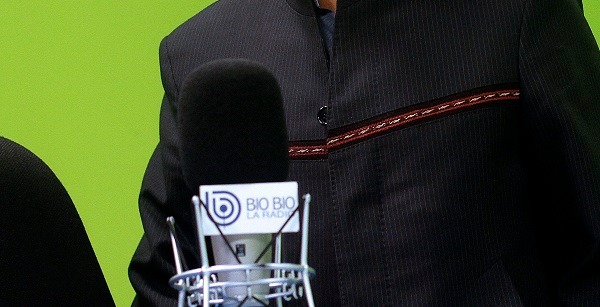 Radio Bío Bío pide disculpas públicas por error al tocar himno nacional en año nuevo