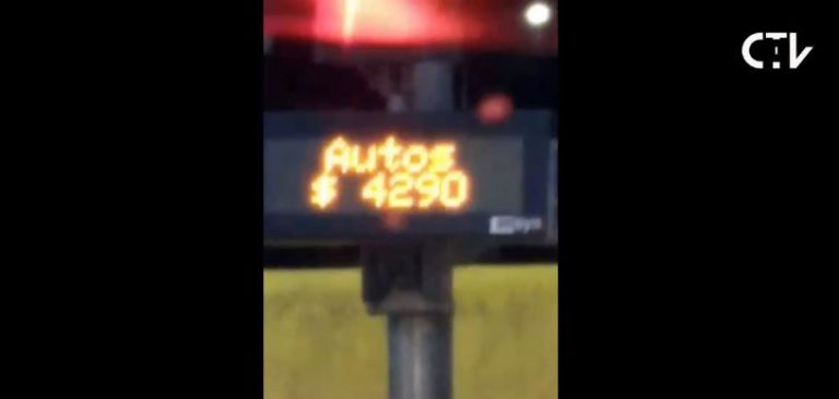 El más caro de Chile: Automovilistas protestaron por nueva alza del peaje en la Autopista del Itata