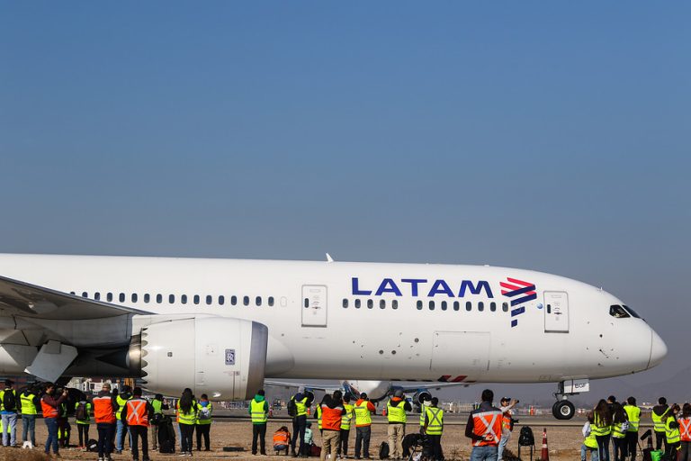 Destacan a Latam como el grupo de aerolíneas más puntual del mundo