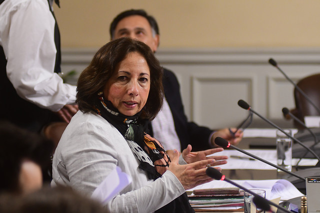 Constituyen comisión que revisará acusación constitucional contra intendente y eligen a Alejandra Sepúlveda como presidenta