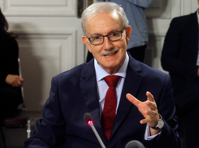 Ex general director de Carabineros Alberto Cienfuegos fue maniatado durante asalto en su casa