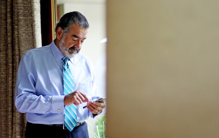 “Infórmese antes de difundir su odio”: La respuesta de Luksic a tuitera que lo emplazó por Alto Maipo