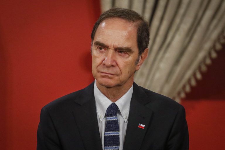 Gobierno anuncia proyecto de ley que regula el derecho a reunirse