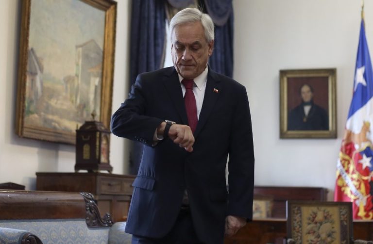 Encuesta Cadem: Aprobación de Piñera cae nuevamente y llega al 10%