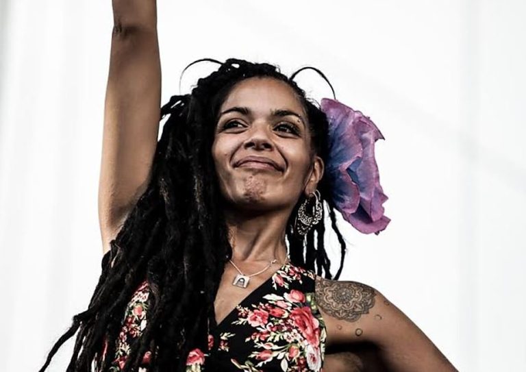 Moyenei Valdés enfrenta el asesinato de su padre en “La Herencia”: “Es una reflexión sobre esta gran herida”