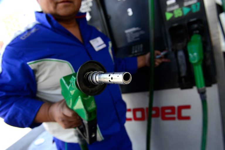 Por novena semana consecutiva: Precios de las bencinas sufren una nueva alza