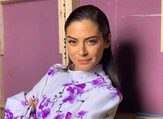 Lorenza Izzo mostró su nueva vida en pareja con escritora estadounidense: 