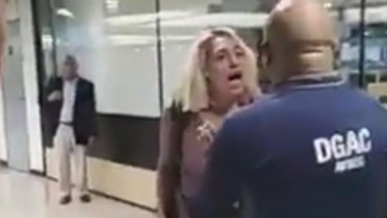 Habla la mujer del escándalo en el aeropuerto: “Estoy siendo perseguida por agentes del Estado”