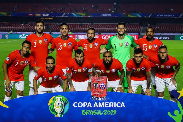 Figuras de la Roja en Europa se restan del proceso constituyente: Sólo uno se inscribió para votar fuera de Chile