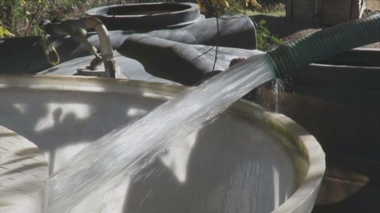 Iniciativa estuvo 11 años en el Congreso: Senadores rechazan consagrar el agua como bien de uso público