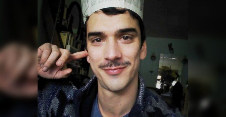 La extrema locura de amor que hizo Iñigo Urrutia por un francés que conoció en internet