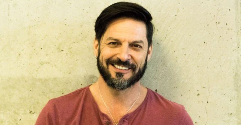 Rafael Cavada enterneció las redes sociales con fotos de su familia